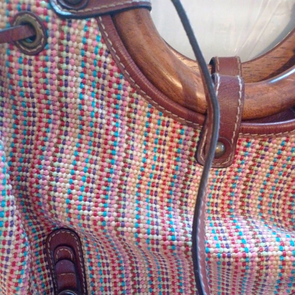 Fossil Multicoloured woven bag.Great condition - Picture 4 of 11